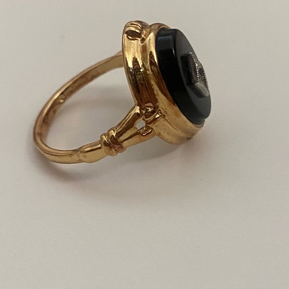 Vintage 14k Onyx & Diamond Ring - Picture 2 of 10